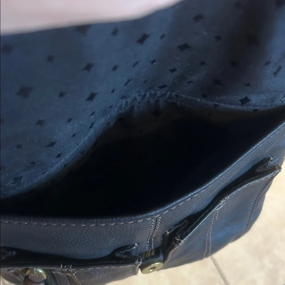 Fossil Black Leather Crossbody Bag - Picture 8 of 9